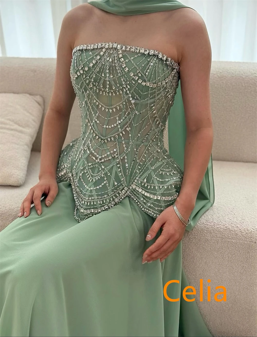 Customized Charming Green Chiffon Evening Dress Soft  Strapless Sleeveless Homecoming Dresses Luxury Special Occasion Gowns