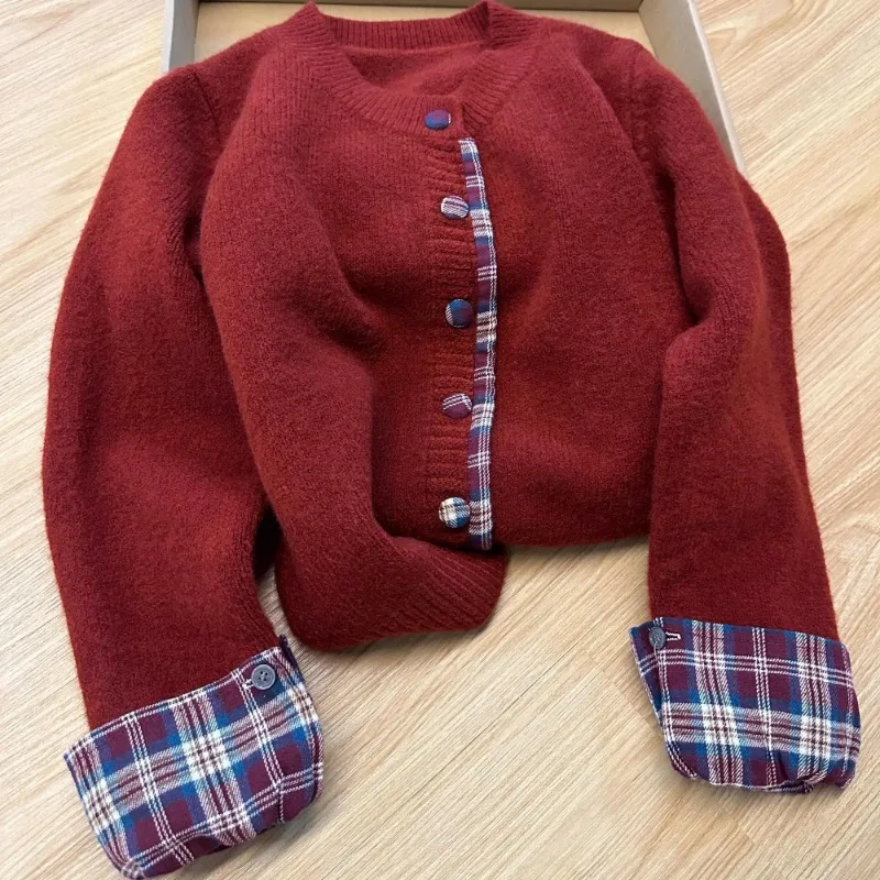 

Fake Two-piece Round Neck Spliced plaid Sweater for Women in Autumn and Winter New Loose Casual Knitted Cardigan Top