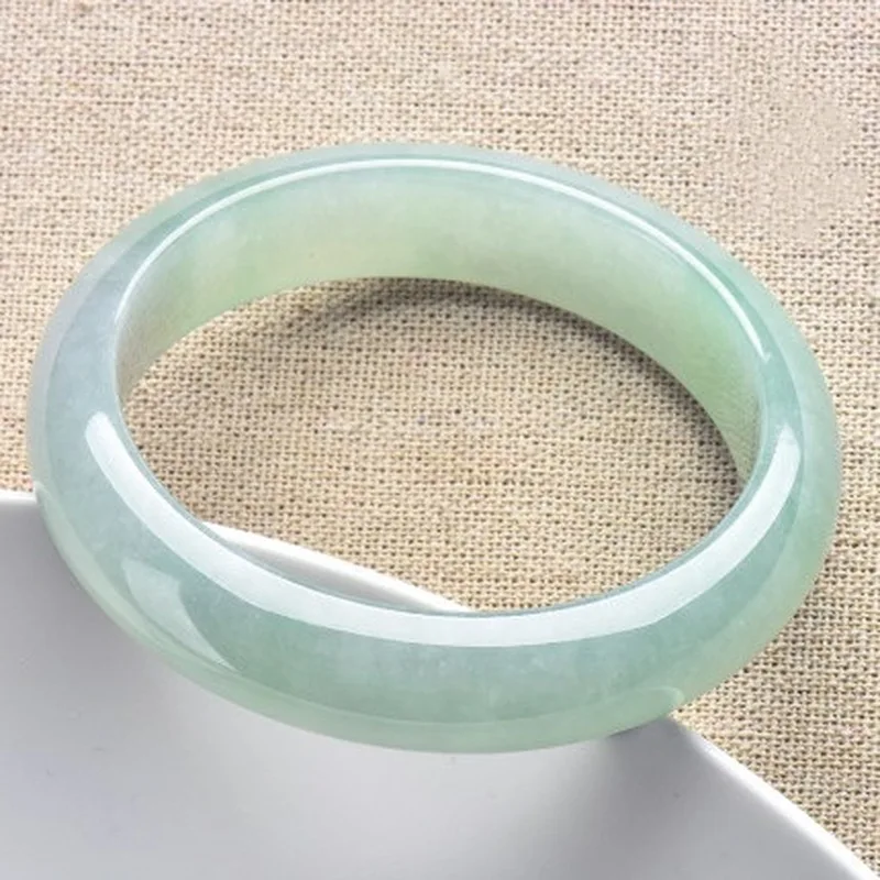 Myanmar Old Mine Jadeite Light Green Ice Nuo Type with Floral Inclusions, Round Bracelet