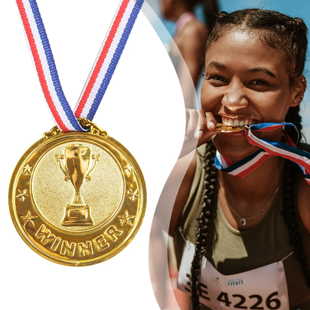 

Медаль 2,55 дюйма, приз для футбольных соревнований, сувенирный подарок, золотая пластиковая медаль победителя, золото, серебро, бронза, приз для вечеринок соревнований