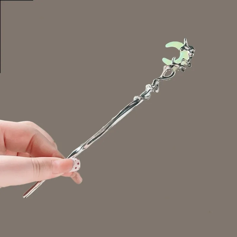 New Chinese style women's luminous crescent shaped hairpin with a high-end feel simple and elegant coiled hair hairpin image 3