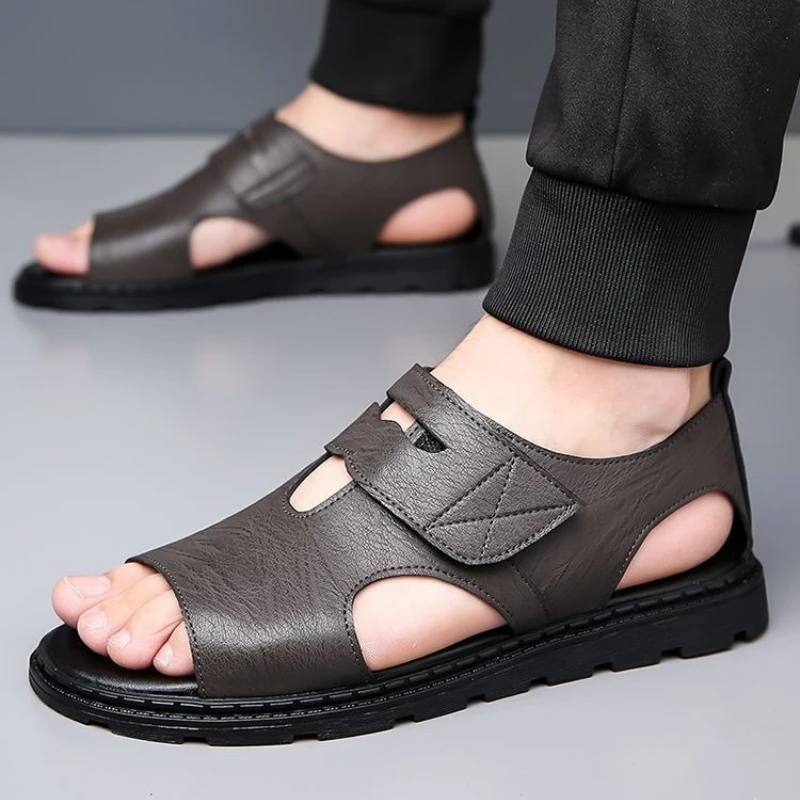 

Мужские сандалии 2026: модные римские сандалии для мужчин, с мягкой подошвой, удобные пляжные туфли, высококачественная кожа, повседневная мужская обувь