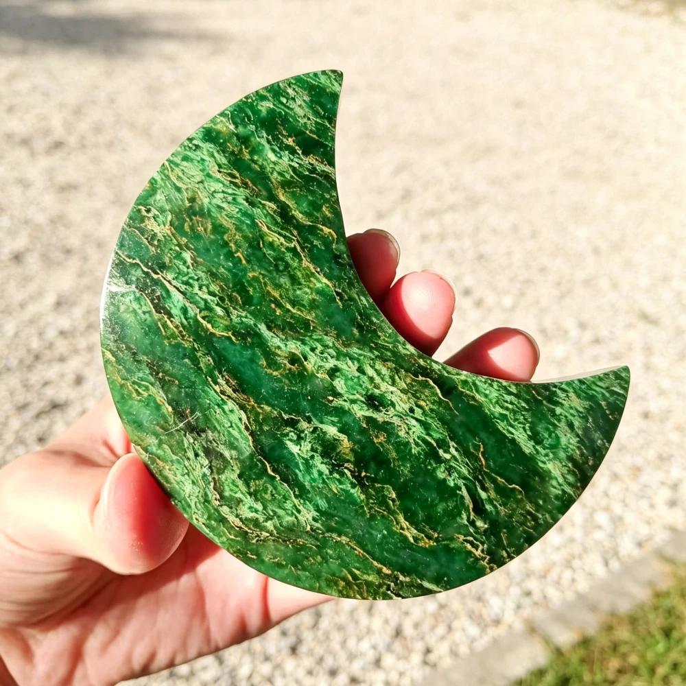 Natural Emerald Moon Carving, Crystal Moon Ornament, Home or Office Decor, Holiday Gifts, Mineral Specimen, Desk Ornament
