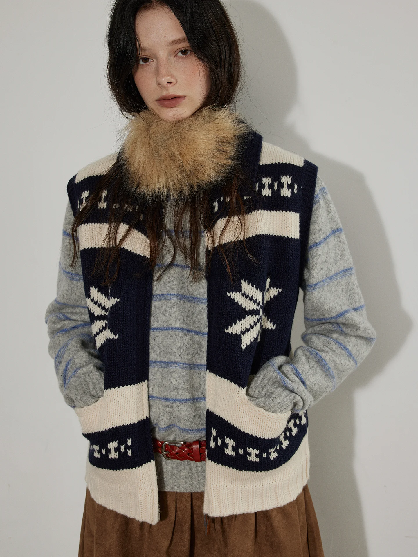 

Вязаный жилет Lofi Choose с винтажным узором «Снежинка», женский зимний свободный топ в стиле оверсайз, открытый кардиган