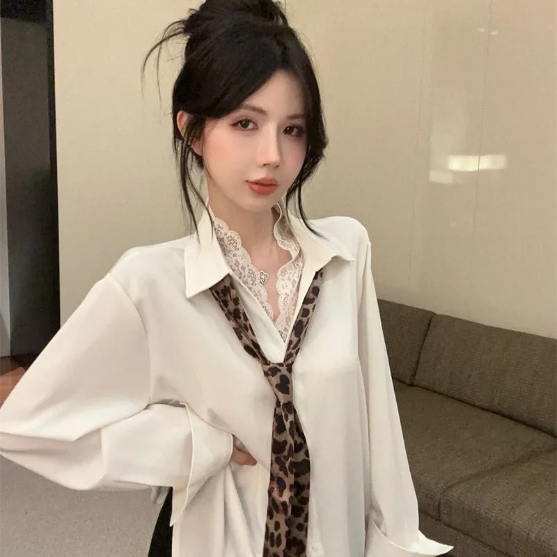 

Новая весенняя женская блузка с длинным рукавом, V-образным вырезом и кружевными вставками, больших размеров, удобная, дышащая, из полиэстера, для повседневной носки, модная