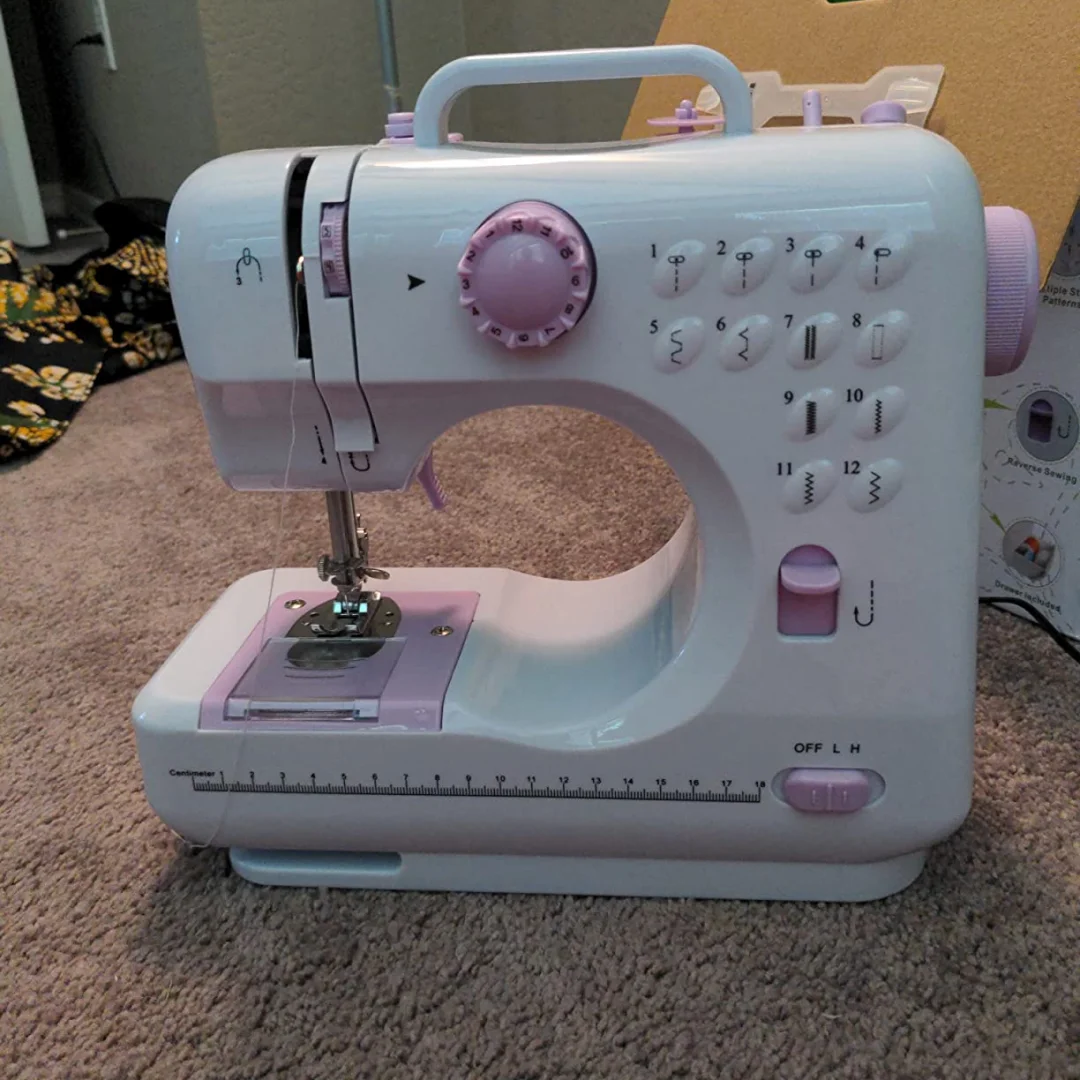 

New Portable Electric Sewing Machine Pro With 12 Stitches Patterns, Multifunctional Home Sewing Machine Parents sewing tools