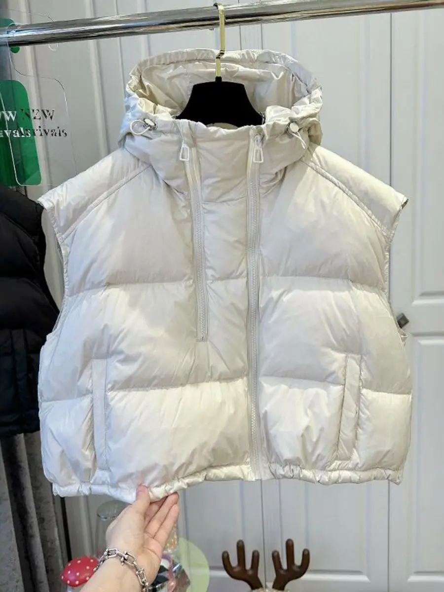 

Women's Short Hooded down Vest 2026 New Loose Fit White Duck Feather Jacket Outerwear Casual Style Zipper Closure