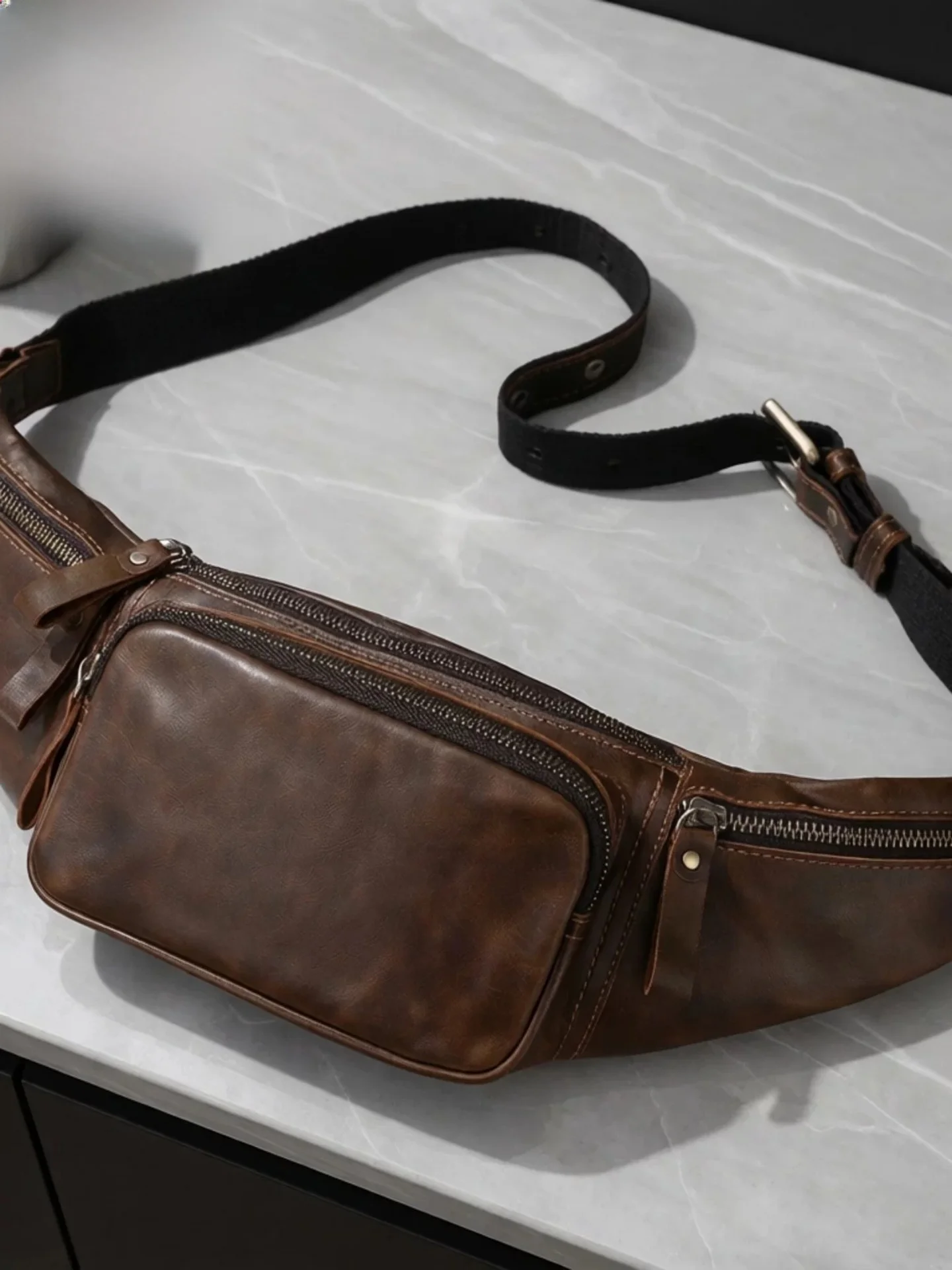 sac-bandouliere-yuqixuan-en-cuir-veritable-pour-homme-style-decontracte-sac-de-poitrine-et-de-taille-deux-en-un-petit-sac-en-cuir-huile-pour-homme
