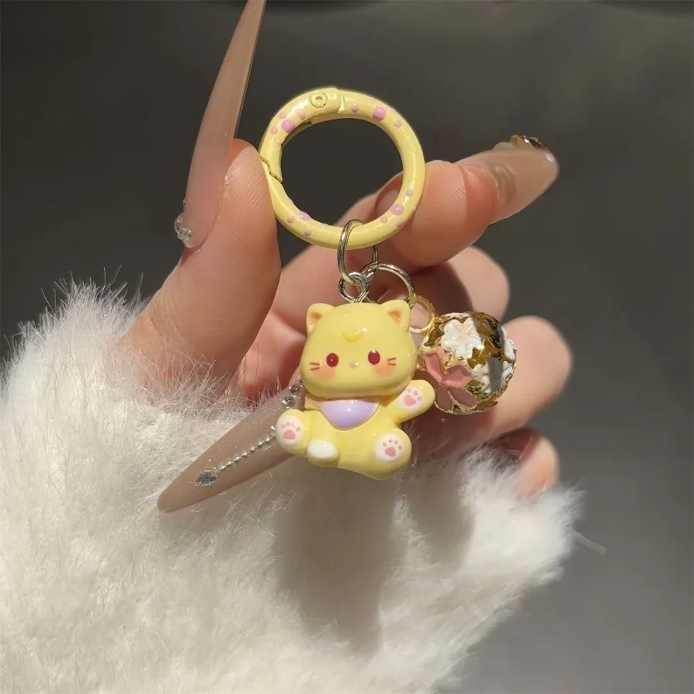 

Fashion 5cm Cat Keychain Resin Colorful Bell Sweet Keyring O-shaped Cartoon Design Korean Keychain Phone Chain