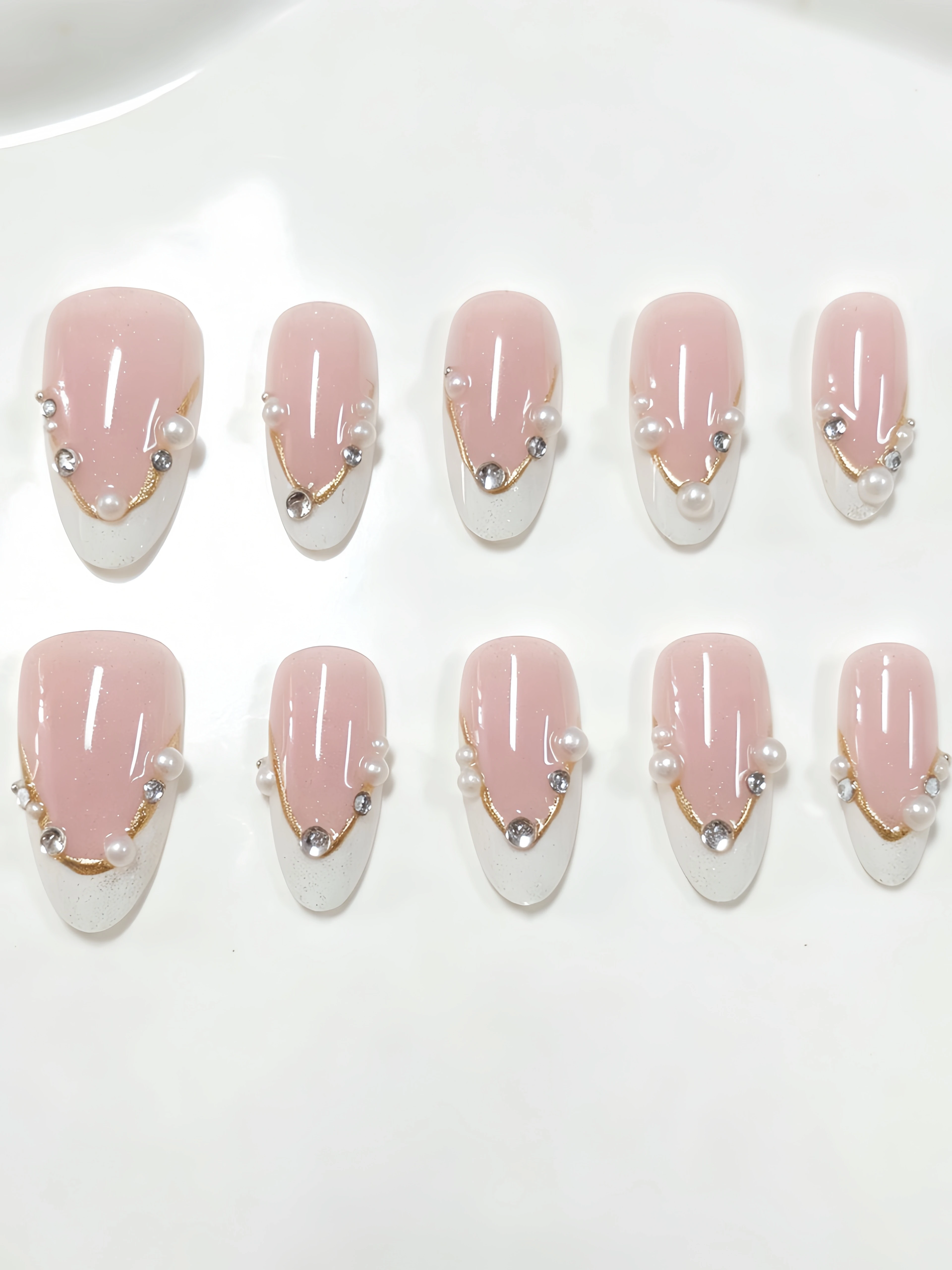 10 Short Almond-Shaped Nails, with Nude Pink and Milky White as the Main Colors, in a Light Luxury and Minimalist Style. Nail Stickers with Gold-Edged French-Style Pearl Dot Elements, Suitable for Students, Office Workers, Mature Ladies, and Intellectual Women for Daily Study, Workplace, Office, Campus Life, Light Social Occasions, Afternoon Tea, and Dates. Press-On Fake Nails, Including One Jelly Glue and One Nail File