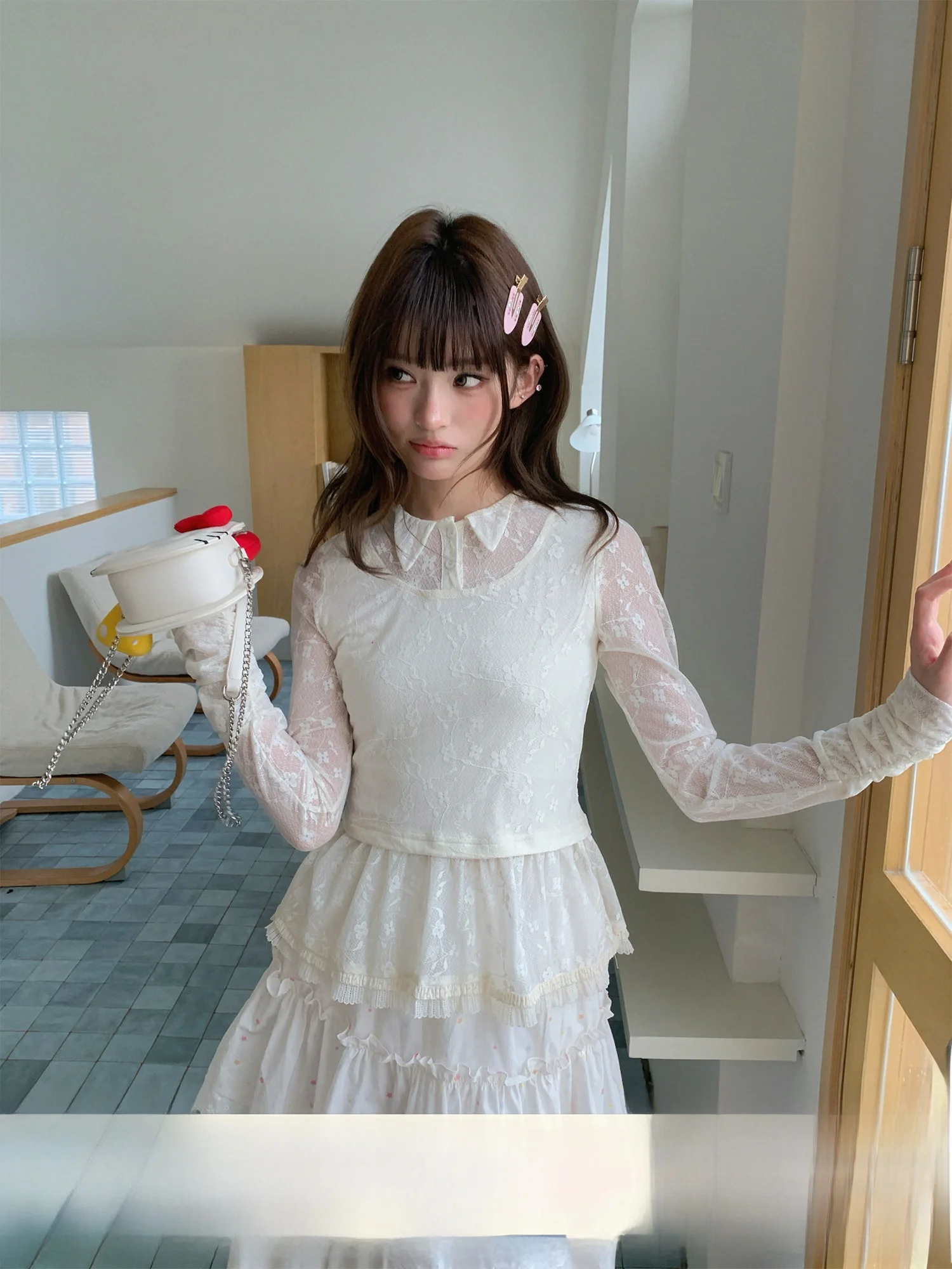 

Женская базовая рубашка с длинным рукавом, имитация двухслойности, с кружевной сетчатой отделкой на воротнике, в нежном стиле, весенняя коллекция, 100% другой материал