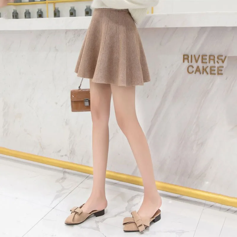Solid Color Basic Knitted Mini Skirts Women New Autumn Winter Elastic Waist A-Line Skirts Ladies Korean All Match Pleated Skirt