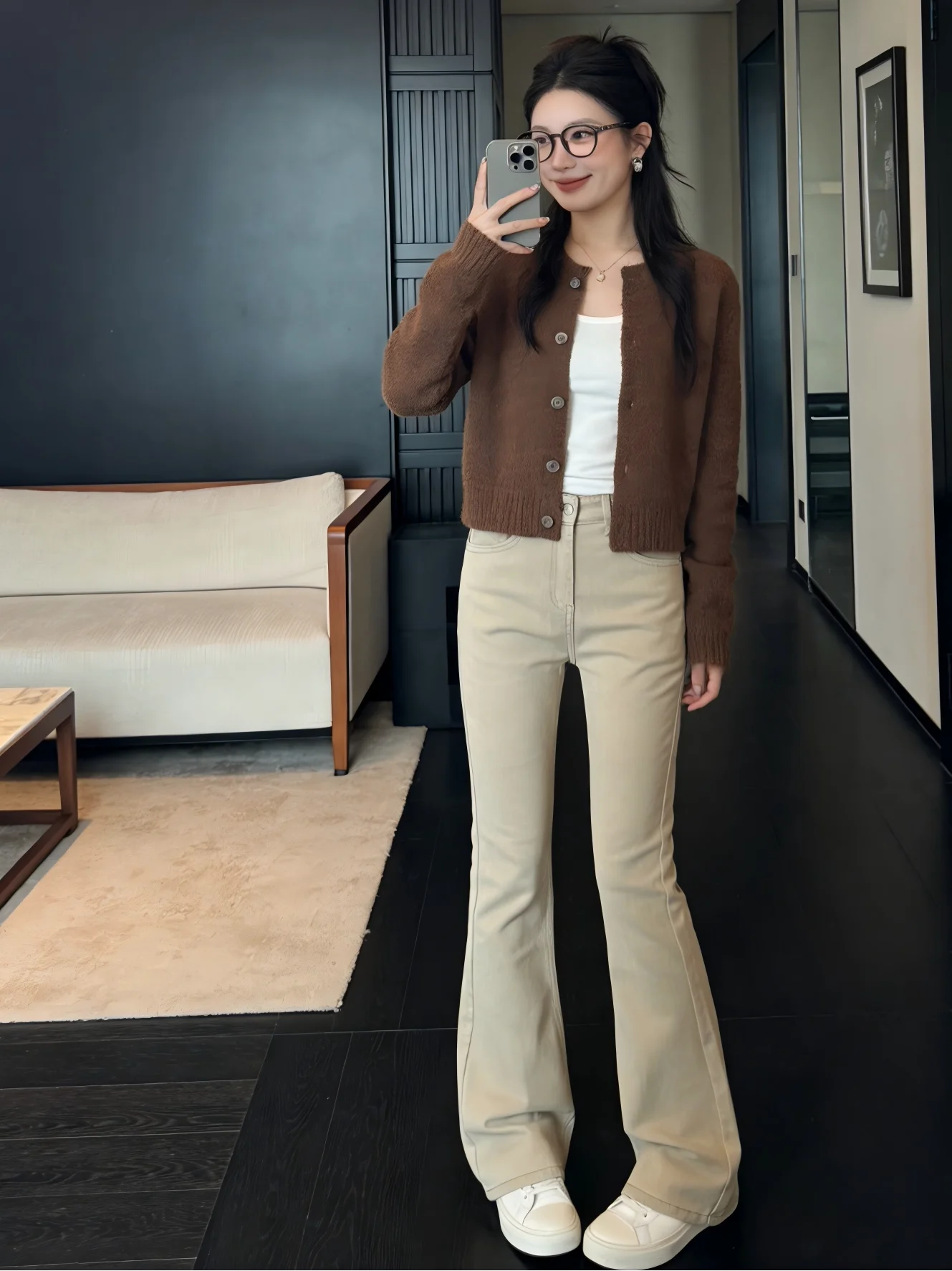 

Джинсы-клеш с высокой талией, прямые, эластичные, с перекрестной застежкой, цвет хаки, корейский стиль, маленький размер, длина в пол