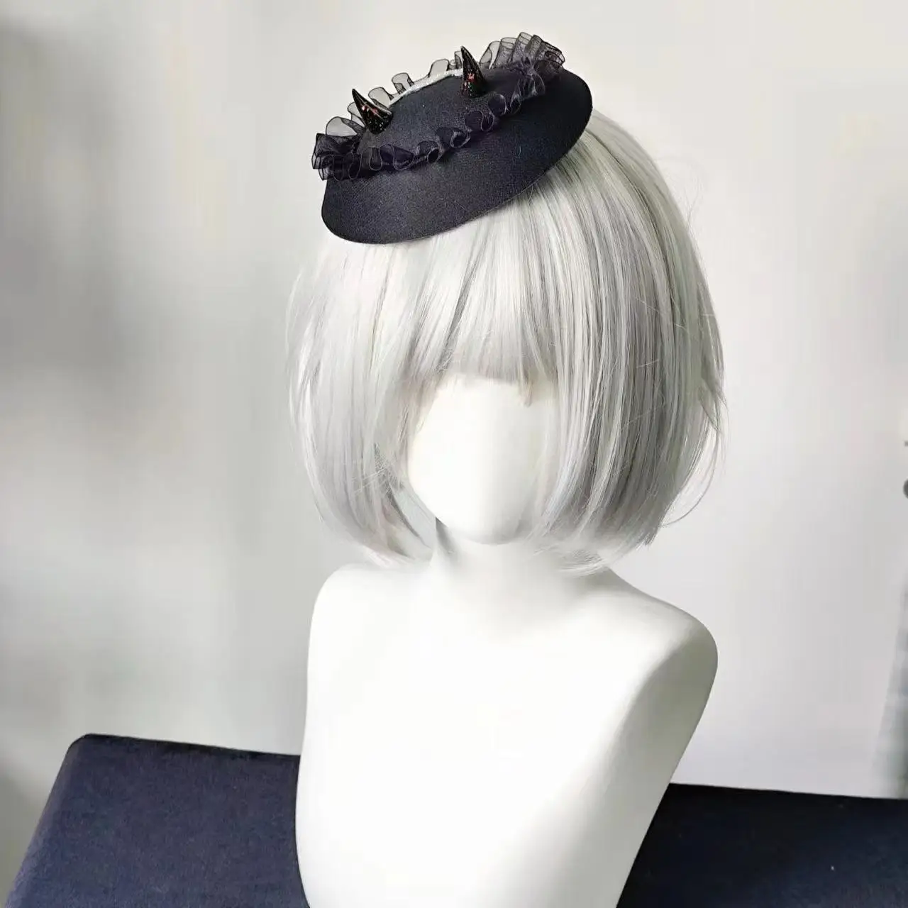 Diabelski Róg Czaszka Cylinder Y2K Dark Gothic Spice Girl Mini Kapelusz Akcesorium do Włosów Halloween Cosplay Przebranie