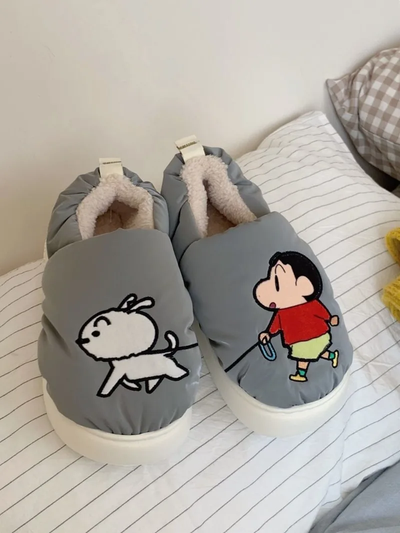 Pantoufles en coton de la série Shin-Chan Anime Crayon, chaussures de couple mignonnes, chaussures de maison confortables à l'offre elles souples, chaussures chaudes, automne, hiver