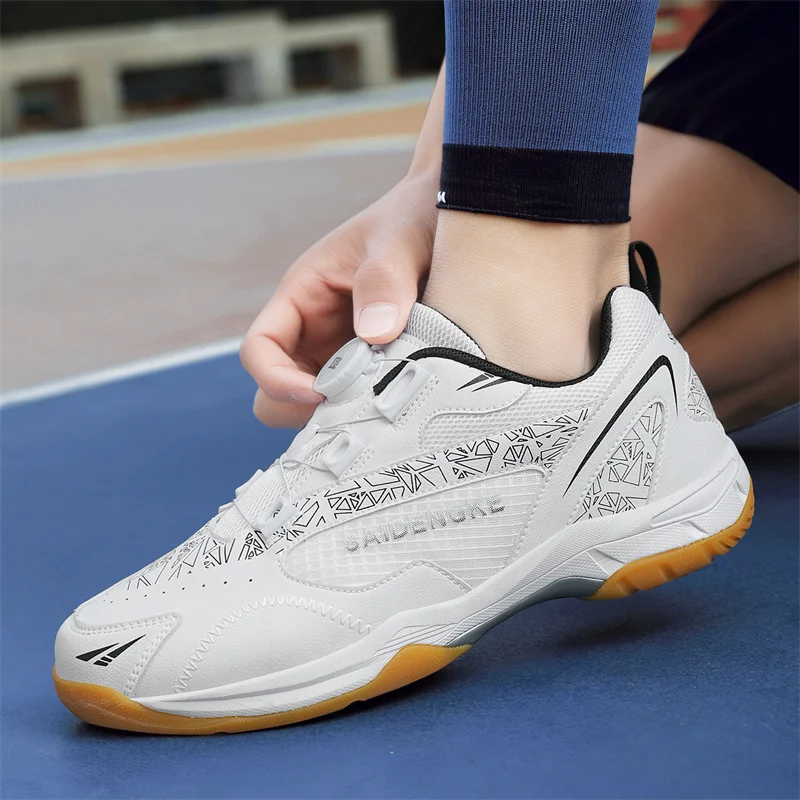 

New Men Badminton Shoes Indoor Volleyball Shoes Lightweight Training Sport Tennis Professional Sports Shoes Ping Pong Sneakers