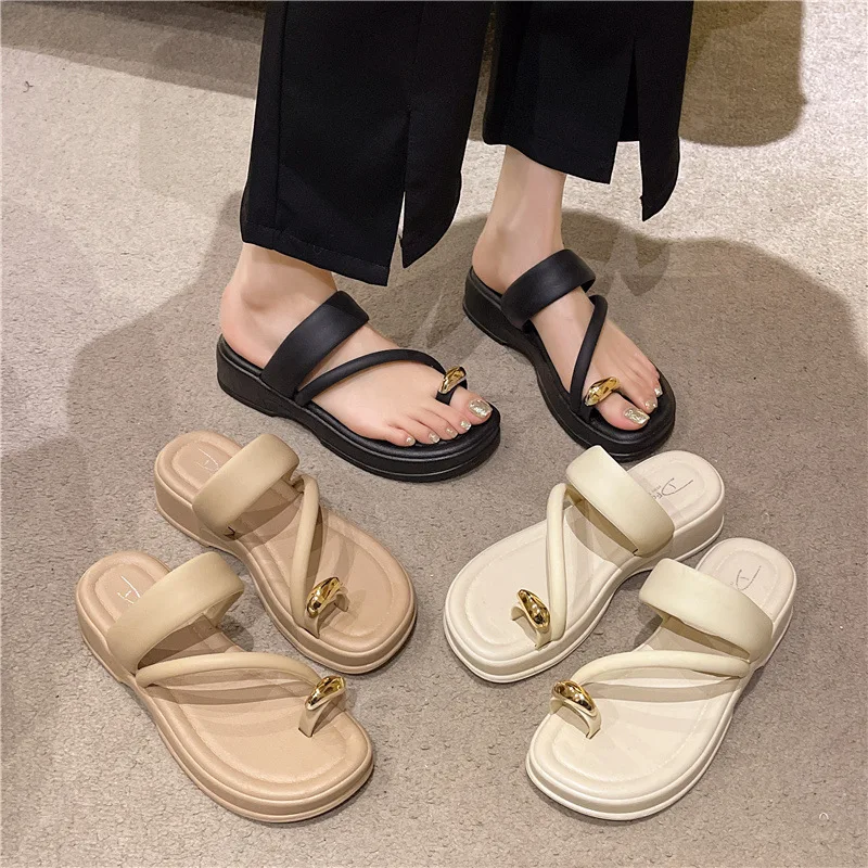 Women\'s Summer Outwear with Toe Slippers 2024 New Fashion Thick Sole French Style with Skirt Casual Feet Clipping Beach Slippers