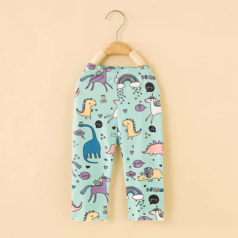 2024 Frühling Sommer Baby Mädchen Leggings Mode Cartoon Muster kurze Hosen für Mädchen trend ige enge Outwear Kleidung 3-8 Jahre