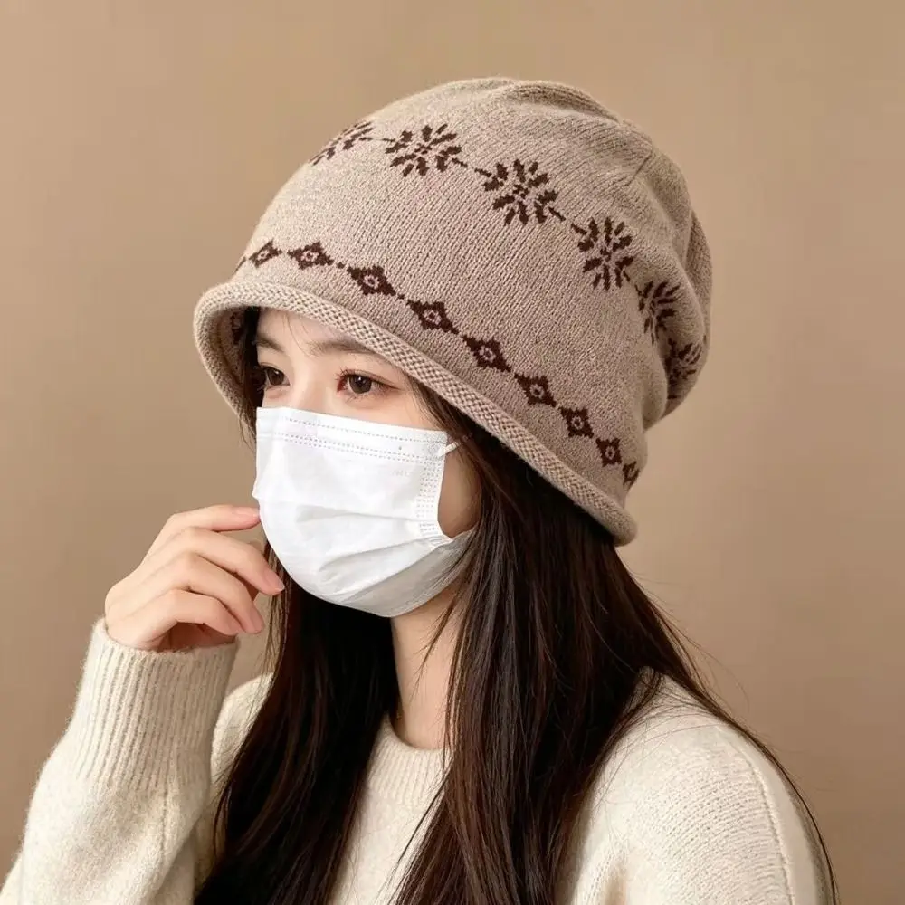 Warm Seasonal Warmth Knitted Hat Fair Isle Jacquard Weave Ear Protection Hat Warm Curled Edge Beanies Hat Casual Wear