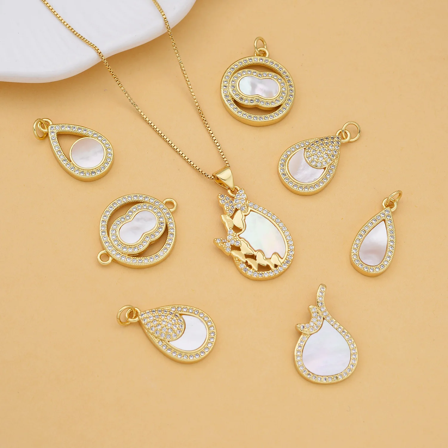 5 Pieces European and American Style Water Drop Shell Pendant Accessories DIY Pearl Necklace Jewelry Making Materials Wholesale
