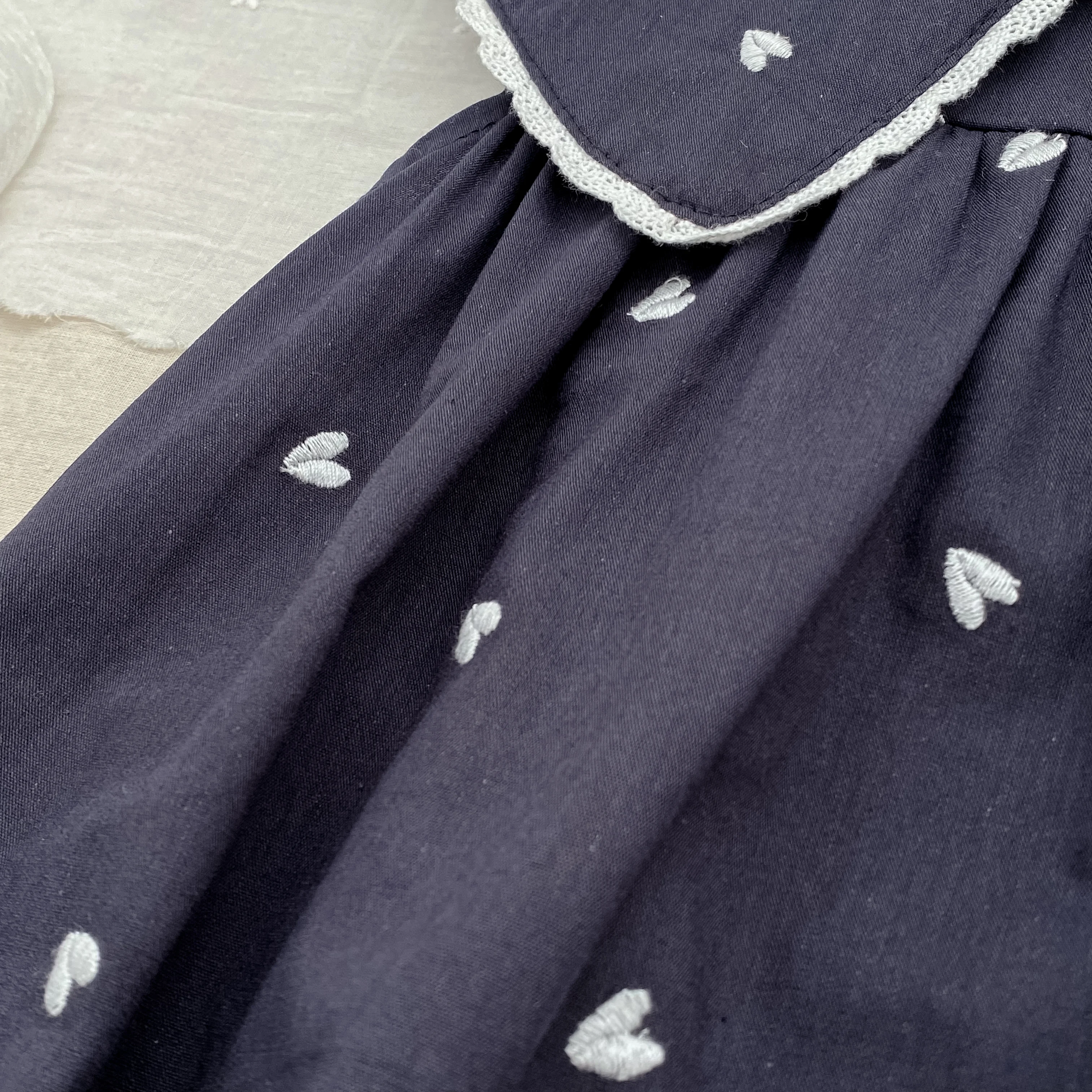 2026 Neuer Sommer Neugeborenen Baby Mädchen Strampler 0-24M Baby Mädchen Kleidung Ärmellos Baumwolle Herz-Print Baby Mädchen Einteiler – Detail 12