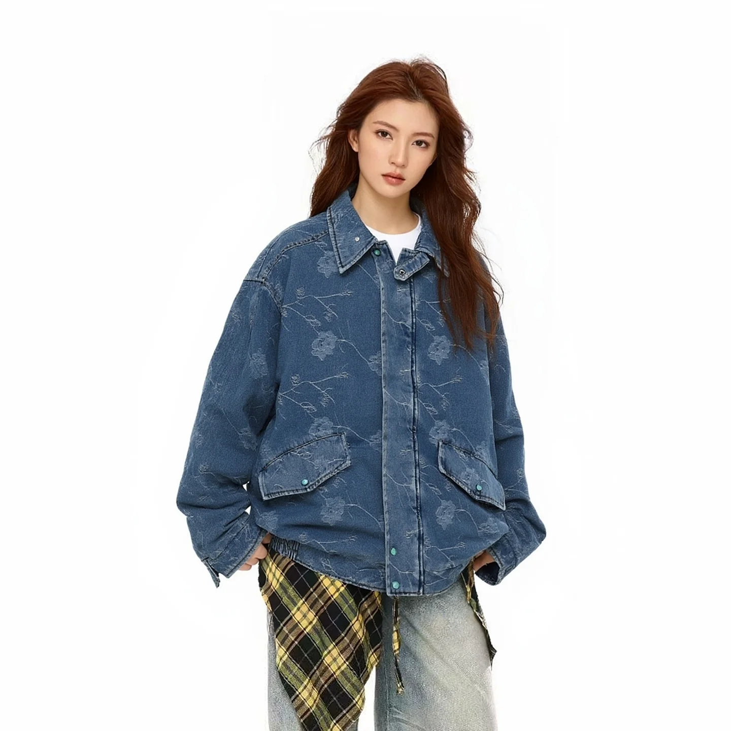 

Утепленная джинсовая куртка для мужчин, зимняя, в винтажном стиле, на молнии, с цветочной вышивкой, стандартный крой, повседневная одежда, удлиненное пальто