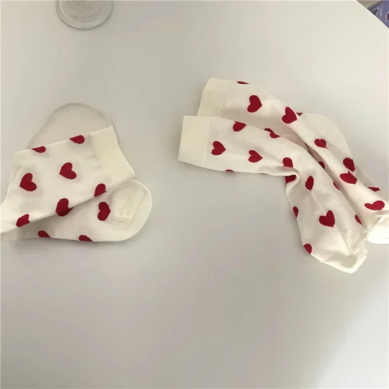 Funny Loving Red Heart Pattern Cotton Men Women Crew Sock Street Tide Crew Socks Gift Men Husband Cute Socks Novelty Funky