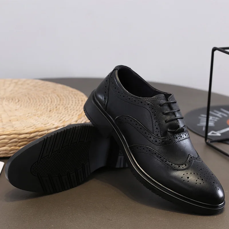 Brock Carved Leather Shoes for Men, Business Top-grain Cowhide Soft-soled Men's Shoes, Genuine Leather British Style Shoes