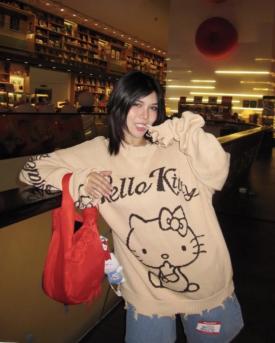 เสื้อไหมพรมทรงหลวม ลายการ์ตูน ดีไซน์สำหรับผู้ชายและผู้หญิง ผ้าคอตตอนผสม แขนยาว แฟชั่นฤดูหนาว สไตล์ลำลอง