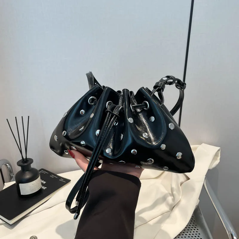 

Rivet Drawstring Bucket Bags for Women Handbags Fashion PU Leather Shoulder Bag Studded Crossbody Bags Female Clutch Mini Tote