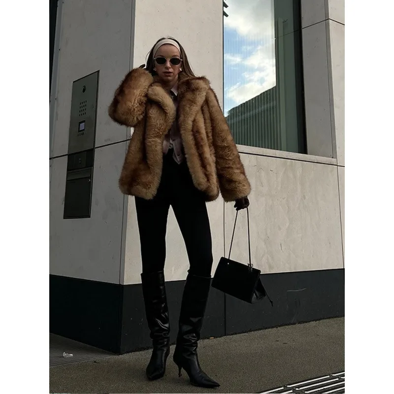 Women Faux Fur Short Coats Jackets Turn Down Collar Coat Thick Warm Y2k Streetwear Jacket Work Outerwear Autumn Winter 2025