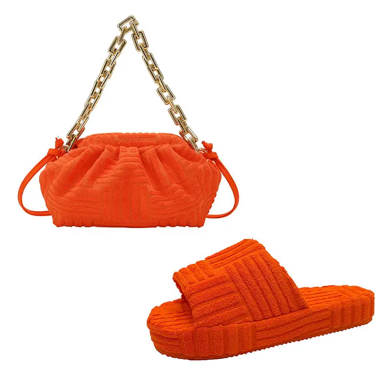 2023 New Shoes And Purse Set Towel Slipper Shoulder Purses Set Cloud Chain Shoulder Purses And Matching Shoes Ladies Handbags