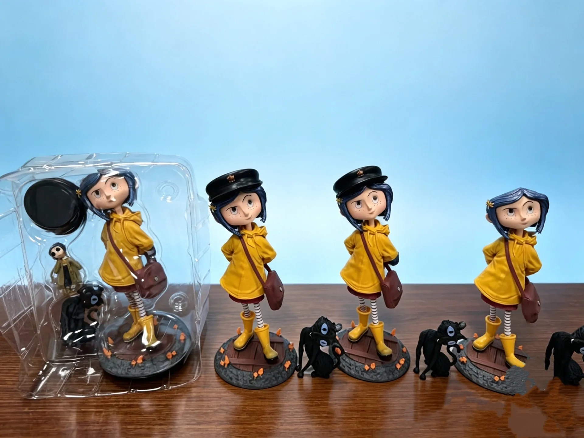 Coraline Actionfigur, 7 Zoll, Filmversion, gelber Regenmantel, Sammlerstück, PVC-Modell, Dekoration für Sammler, ideales Geschenk – Detail 10