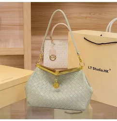 Large Capacity Genuine Leather Hand Woven Clip Handbag Niche Brand Armpit Women's Bag Tote Dinner Bag