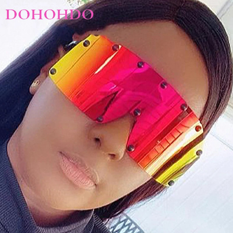 

Steam Punk Hip-hop Rivet One - Piece Oversized Women Sunglasses Popular Brand Design Trendy Cool Men Sunglass Drive Goggle UV400