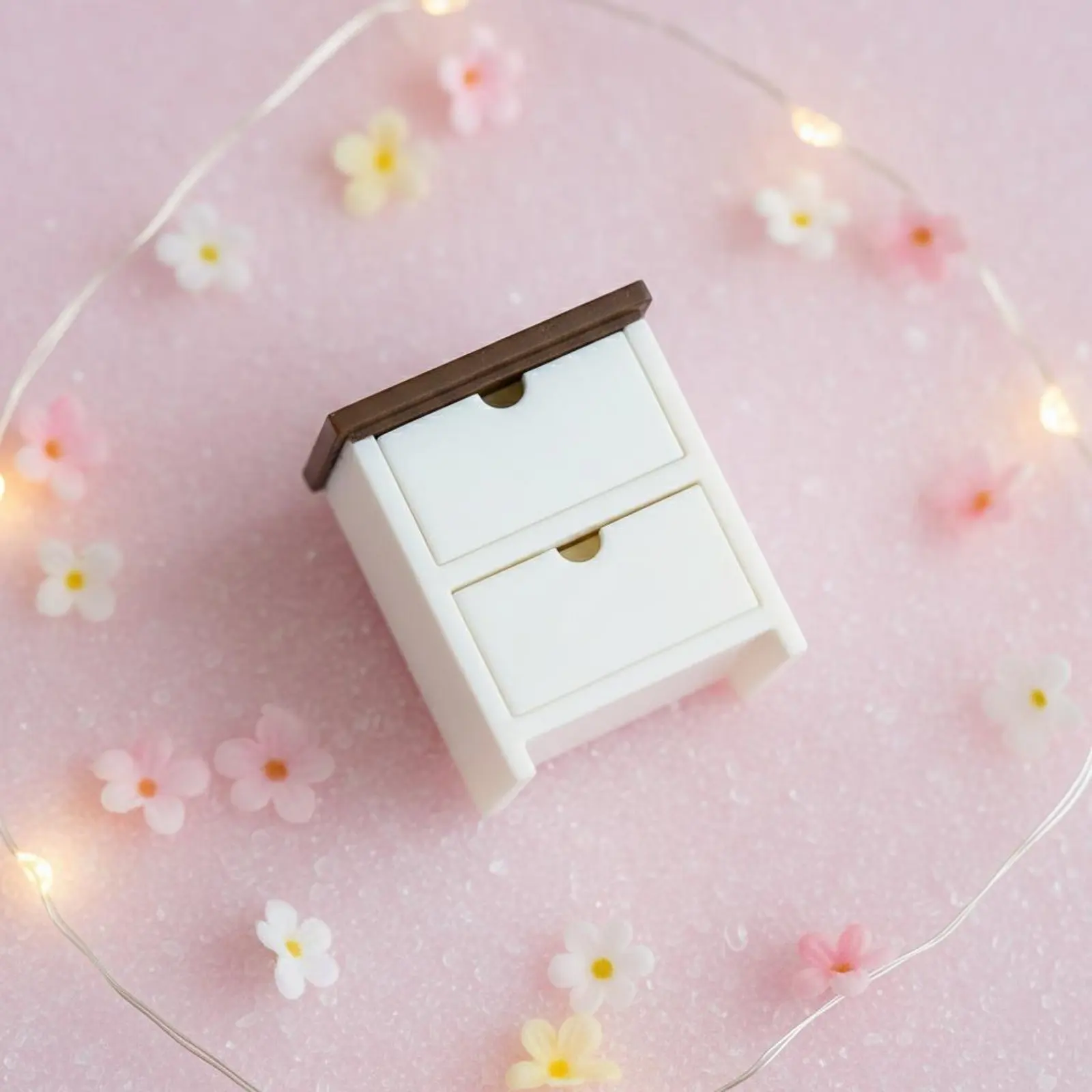 Miniature Bedside Cabinet Realistic Design 1/12 Scale Cabinet Tiny End Table Model Decorative Decorative Piece for Hobbyists