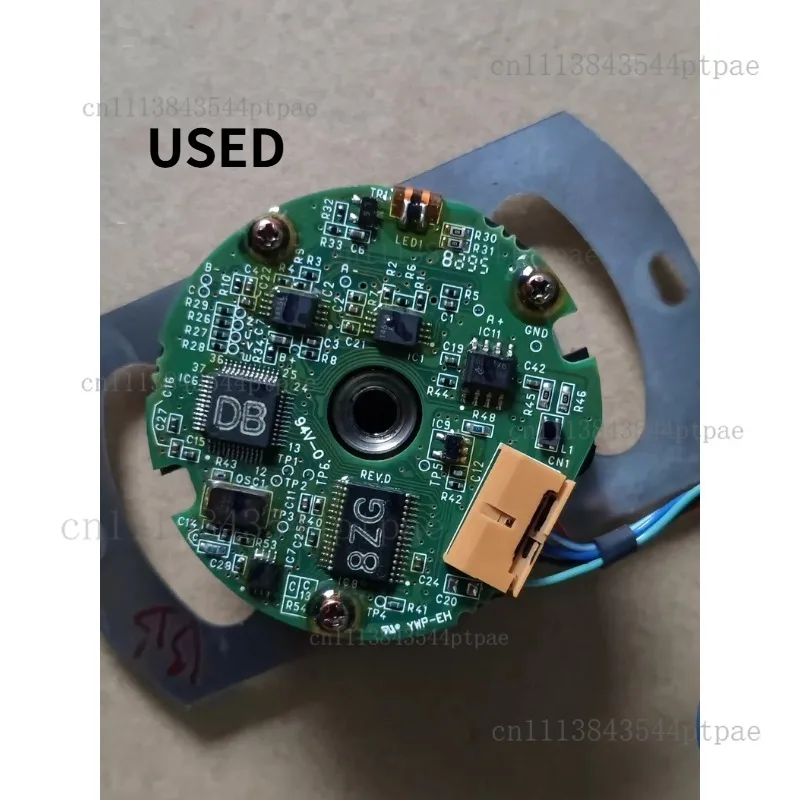 One Piece of Servo Absolute Value Encoder Utsih-b17ck (actual Picture Taken)