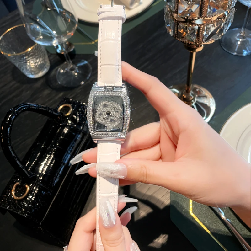 Luxury Brand Women\'s Watches Ladies Hollow Watch Fashion White Leather Rotated Dial Quartz Watch Diamond Clock Reloj De Mujer