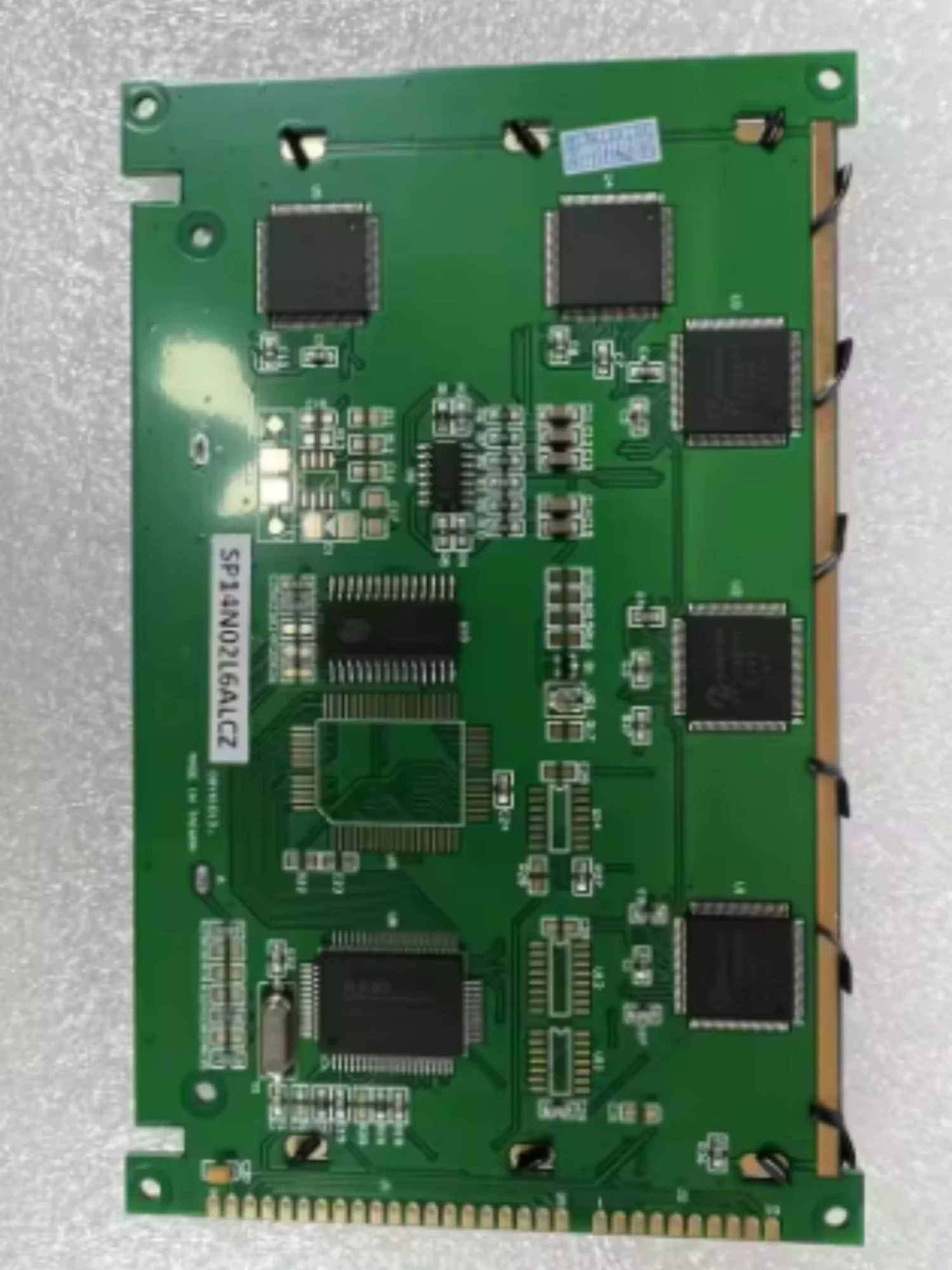 

SP14N02L6ALCZ 5.2" 240*128 LCD PANEL