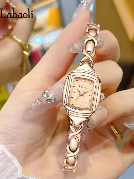 New Stylish And Versatile Quartz Bracelet For Women Exquisite Ladies' Wristwatch Suitable For Women, And A Great Gift For Women.