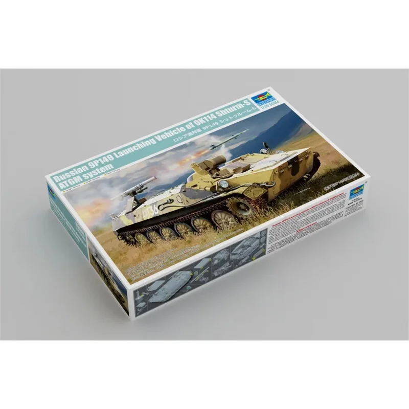 trumpeter-modellino-in-plastica-militare-scala-1-35-del-veicolo-di-lancio-russo-9p149-del-sistema-atgm-9k114-shturm-s-09605