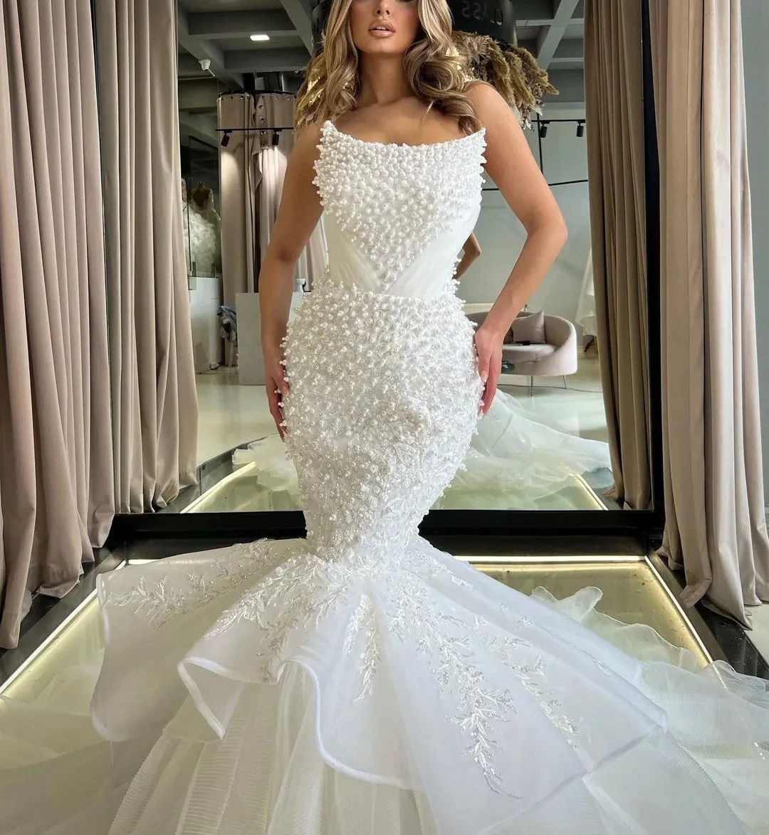 Vestidos de noiva sereia sem alças com apliques, Vestidos de casamento lantejoulas, Ruffle Tail, Custom Made, Moda