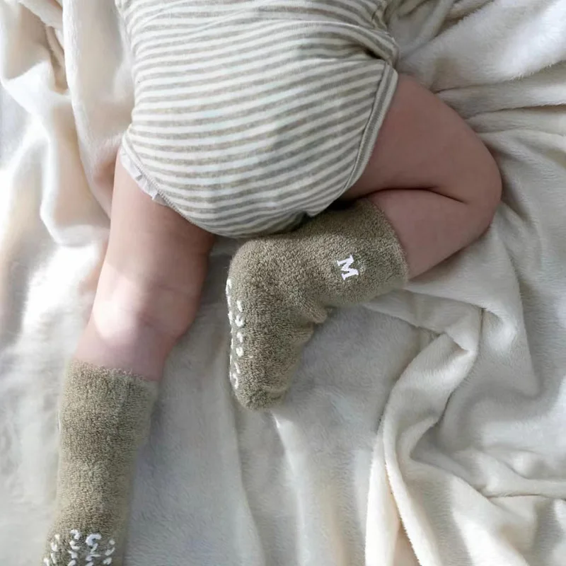 

2 Pairs Thickened Winter Woven Thermal Cashmere Floor Socks Baby Clothes Carpet Home Plus Velvet Sleep Socks Slippers Leg Cover