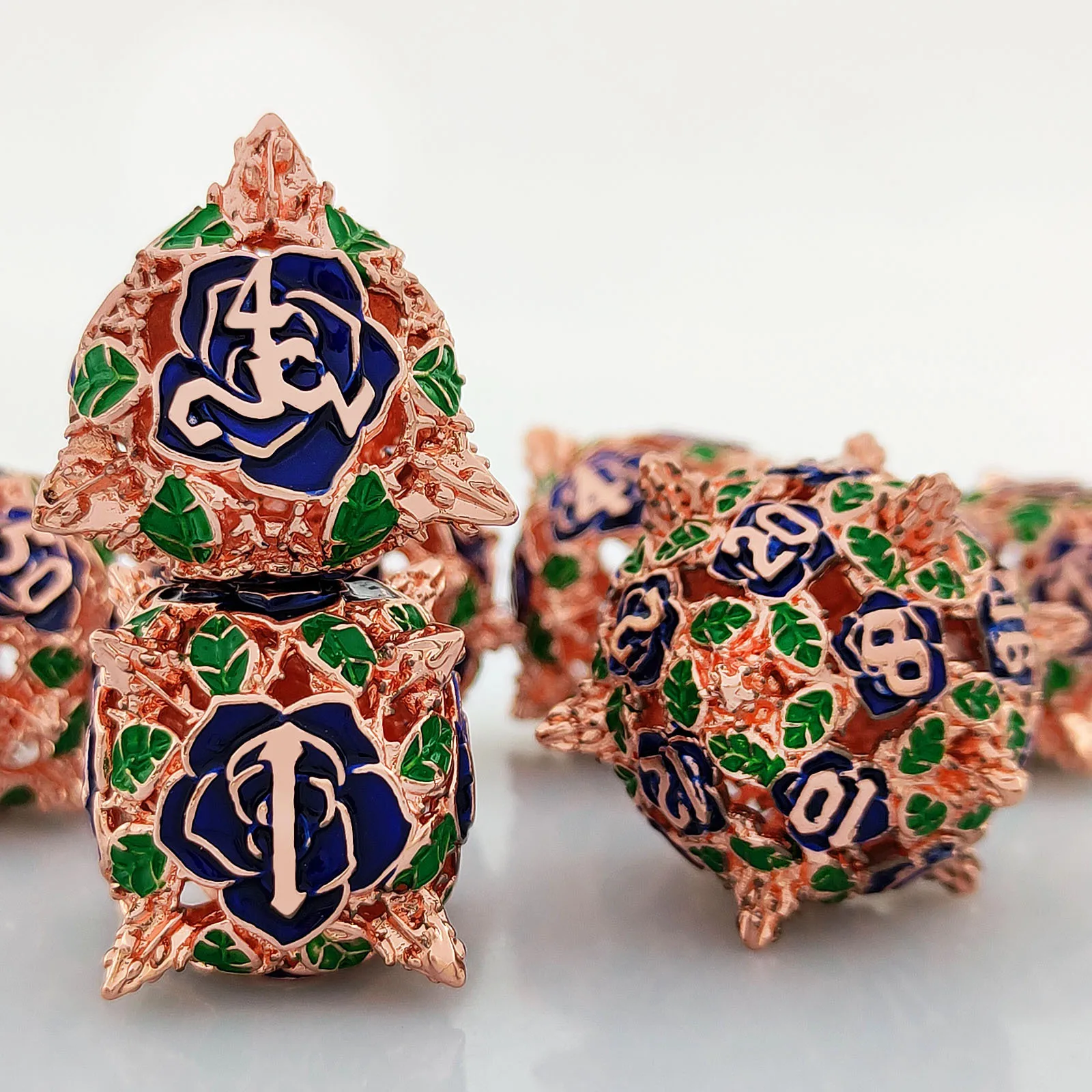 

Hollow DND Dice Rose Shaped Dice Metal Dice set for dungeons and dragons Rose Dice for role play games players DND games Dice