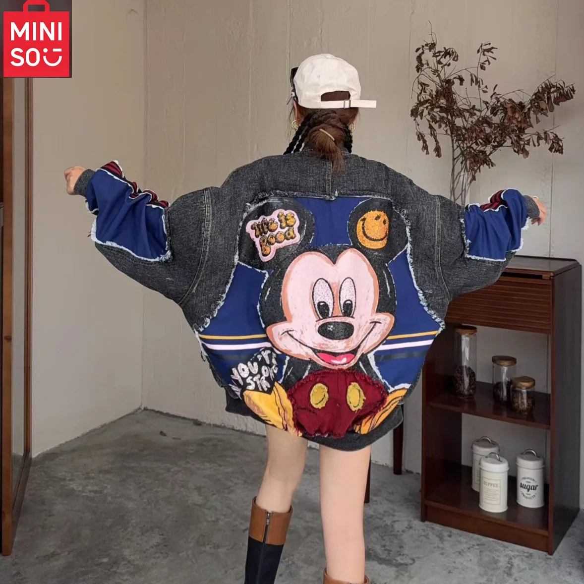 

MINISO denim jacket women's 2025 new autumn outfit fashionable and stylish sequin embroidery heavy motorcycle jacket trend