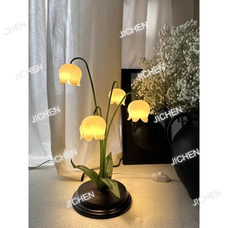 

NeuLily of The Valley Table Lamp Pastoral Living Room Master Bedroom Bedside Ambient Light Wedding Birthday Va