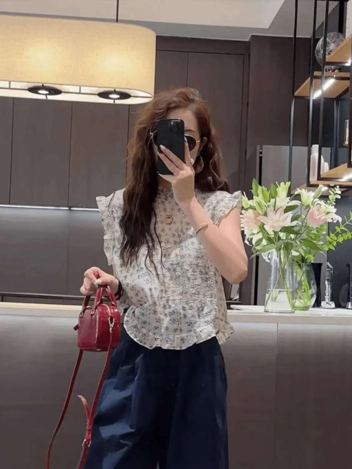 Floral Sleeveless Blouse Women Summer New Round Collar Lace Trim Thin Fashionable Versatile Top