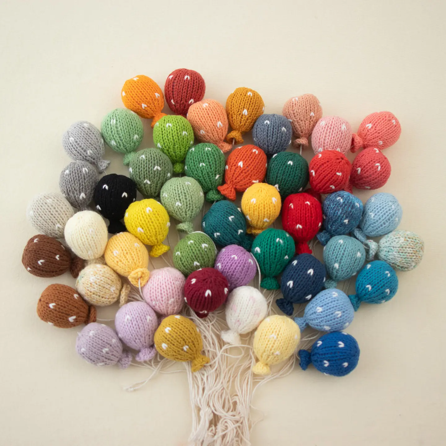 Newborn Photography Props Handmade Dolls Knitted Balloon and Cloud Baby Photography Studio  Accessoires