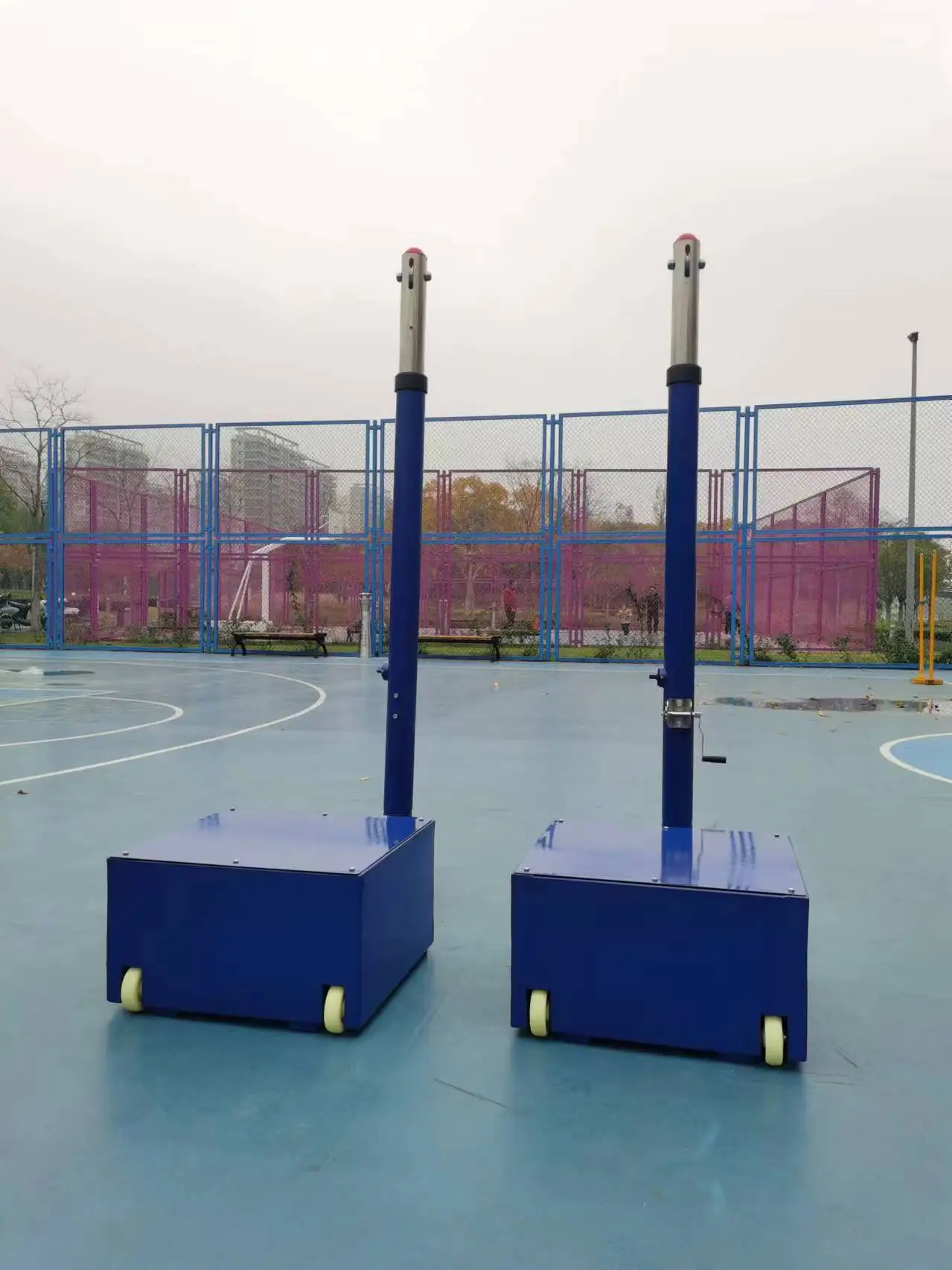 High quality removable and adjustable steel aluminum volleyball cue for sports facilities - for competition or training