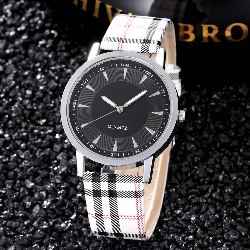 Fashion Women\'s Quartz Watches Black White Dial Analog Ladies Wristwatch Leather Strap Casual Simple Female Clock montre femme